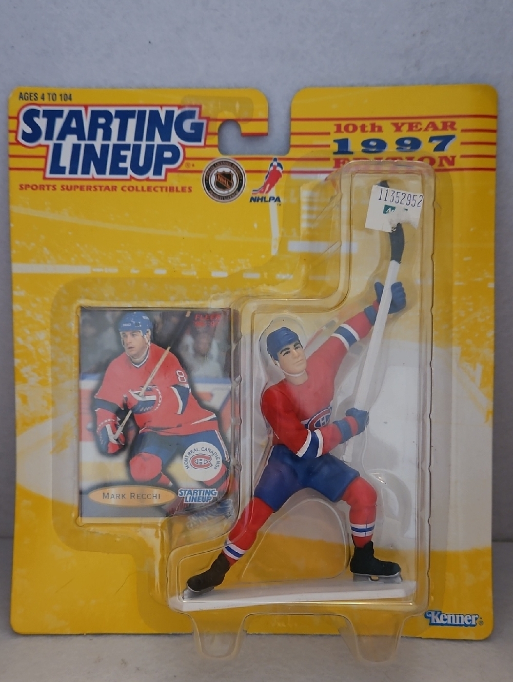 Starting Lineup 1997 Mark Recchi Montreal Canadiens Figure, On Card
